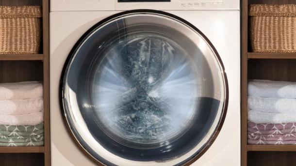 Saubere Waschmaschine für hygienisch reine Wäsche